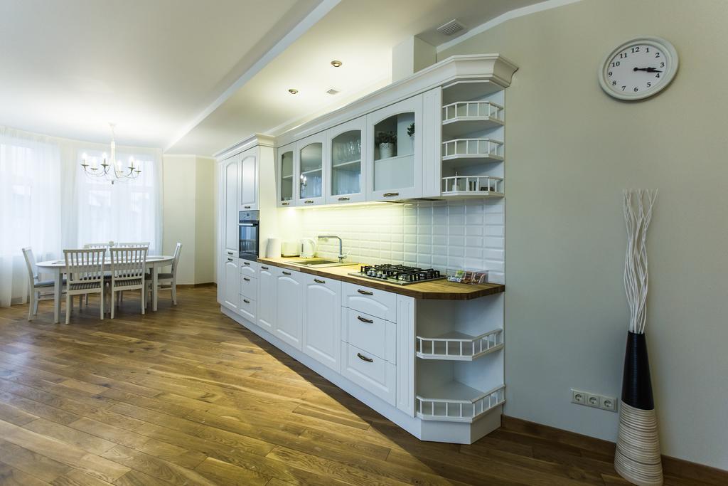 Riga Lux Apartments - Ernesta, Free Parking Luaran gambar