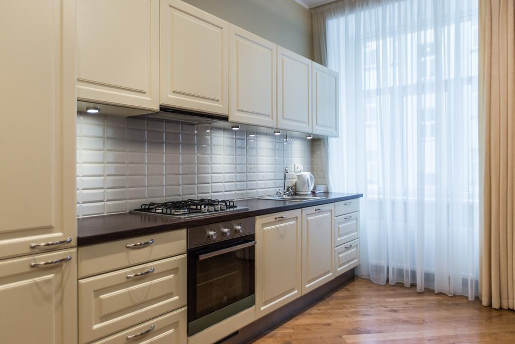 Riga Lux Apartments - Ernesta, Free Parking Luaran gambar