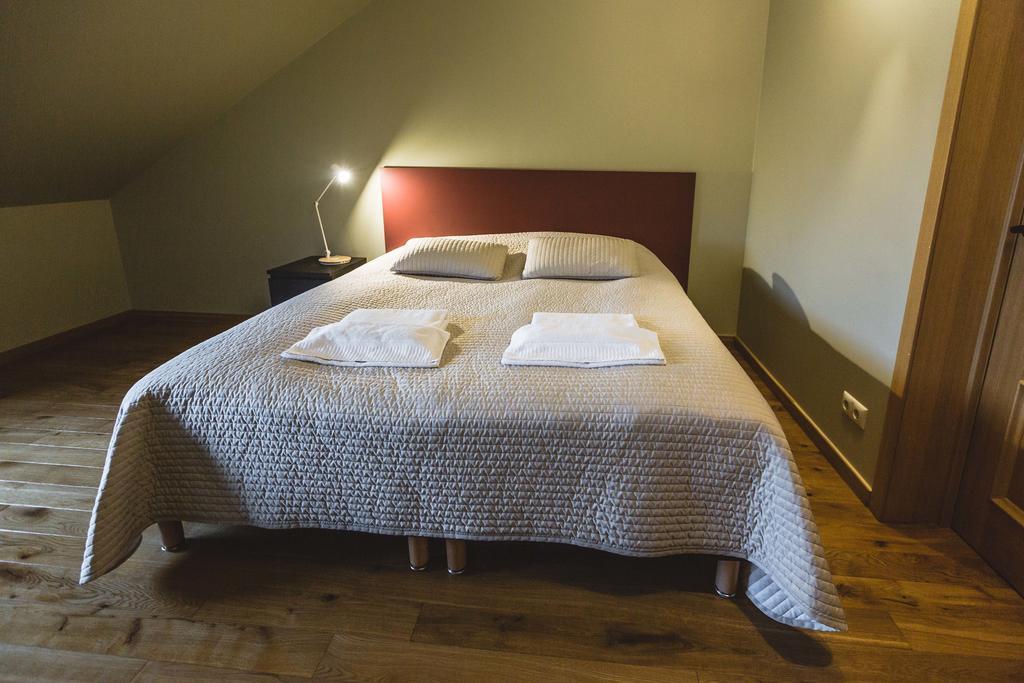 Riga Lux Apartments - Ernesta, Free Parking Luaran gambar