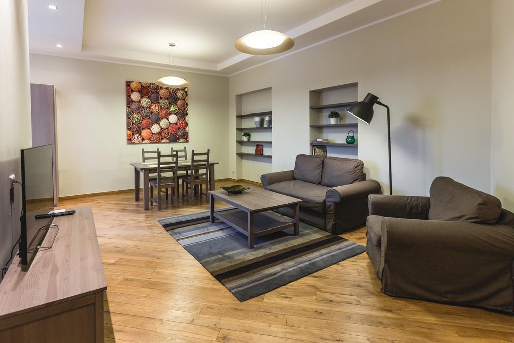Riga Lux Apartments - Ernesta, Free Parking Luaran gambar