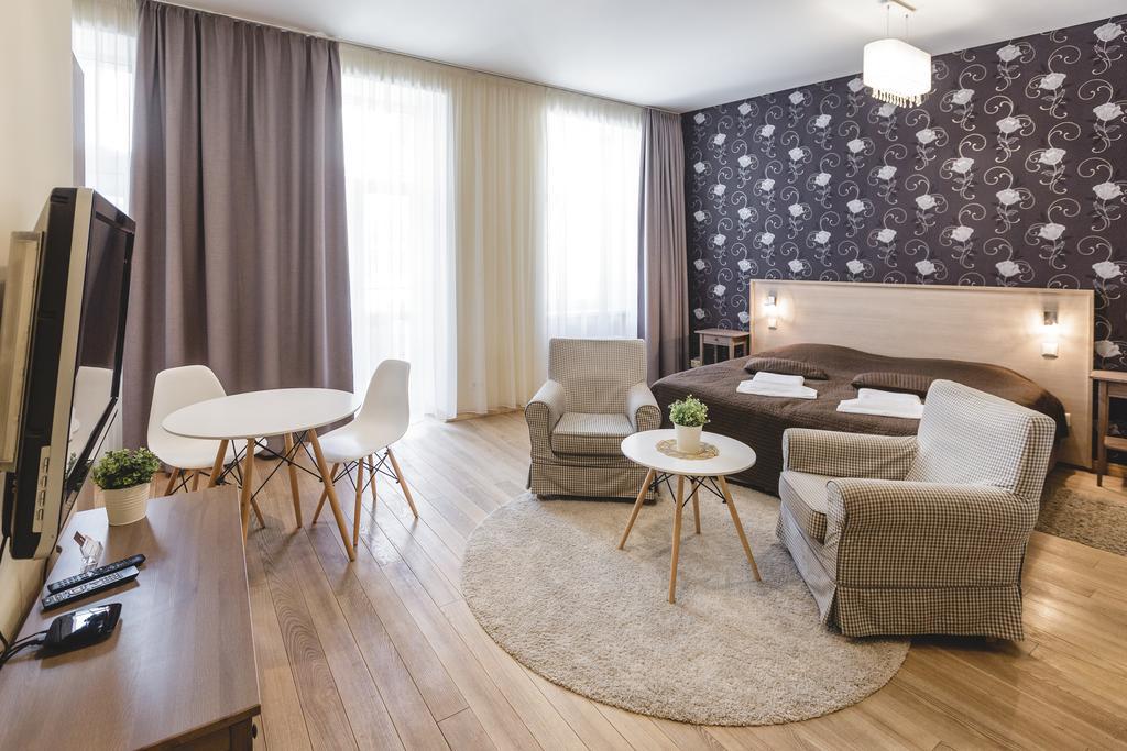 Riga Lux Apartments - Ernesta, Free Parking Luaran gambar