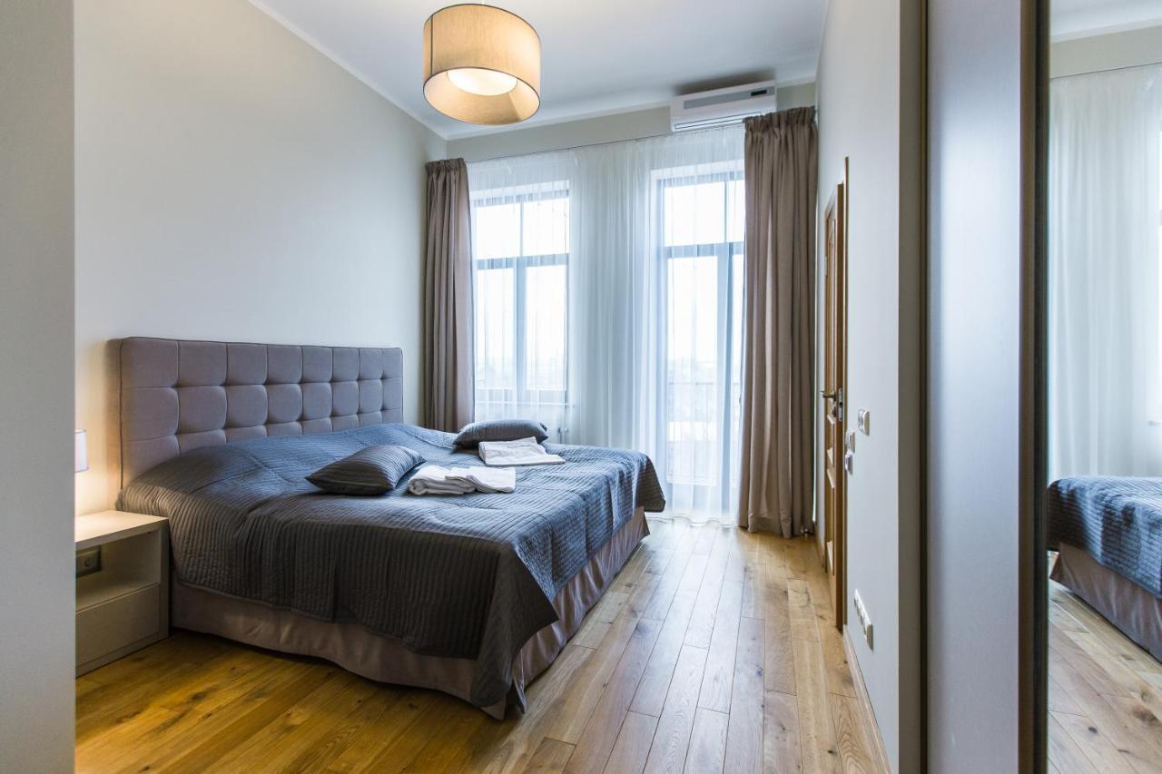 Riga Lux Apartments - Ernesta, Free Parking Luaran gambar
